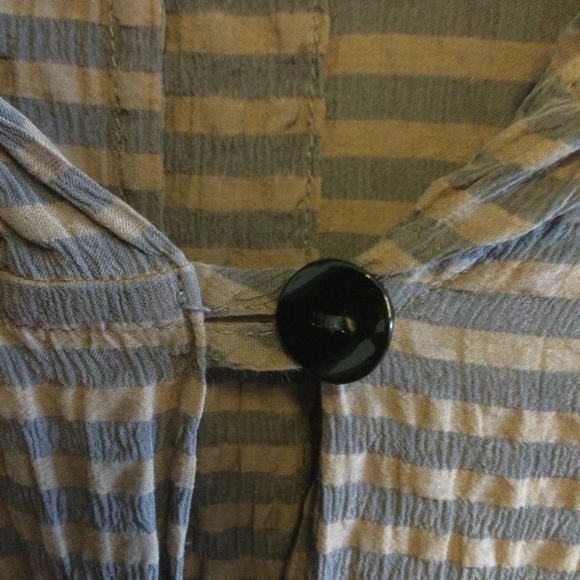 Grizas silk and cotton crinkle fabric tan and gray tunic fits medium or small - Picture 4 of 7